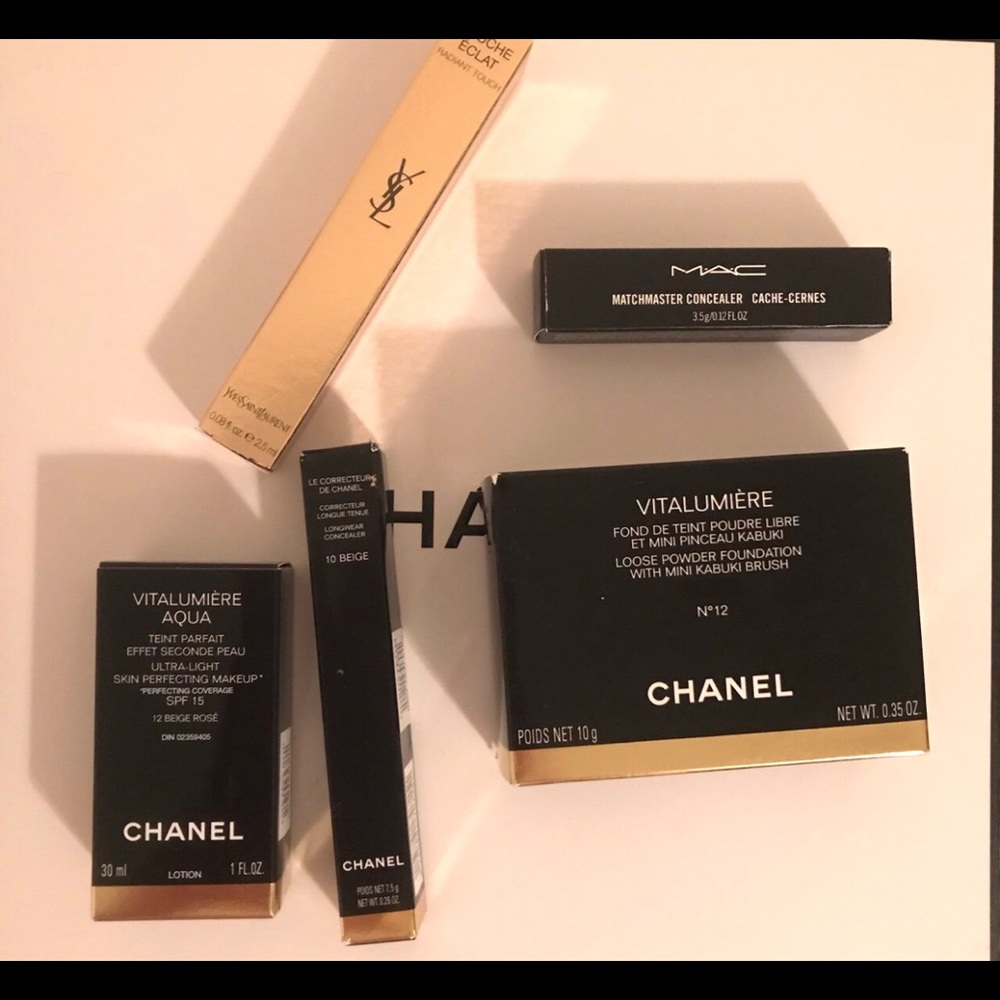 100% Authentic luxury makeup boxes.